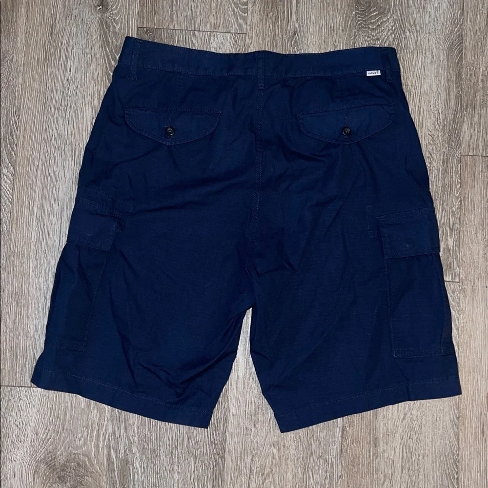 Levi’s Men's Dark Blue Cargo Shorts size 34” casual outdoors